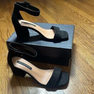 NEW French Connection Texas Block Heel Sandals Size 7.5